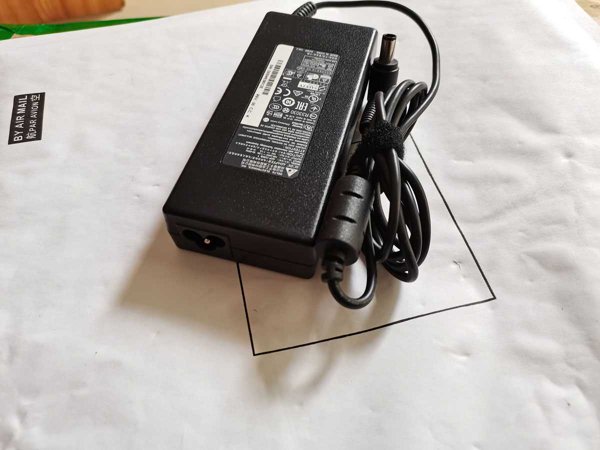 Nouveau OEM Delta 19V 7.1A 135 - Pc Gaming News avis et prix