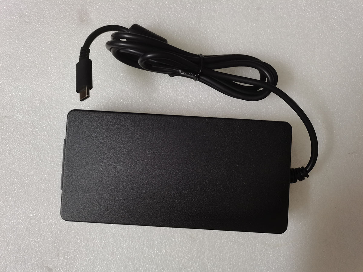 Nouveau mince OEM FSP 28V 5A F - Pc Gaming News avis et prix